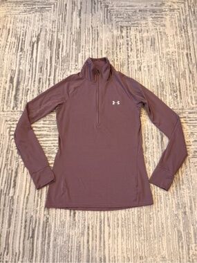 Under Armour women's small semi-fitted All Season Gear 1/2 zip Purple shirt